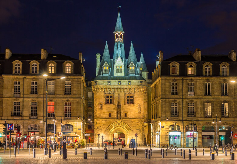 Porte Cailhau in Bordeaux