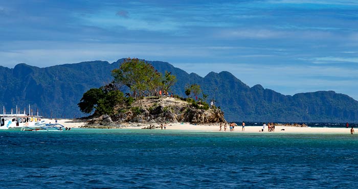 El Nido to Coron by island-hopping tour