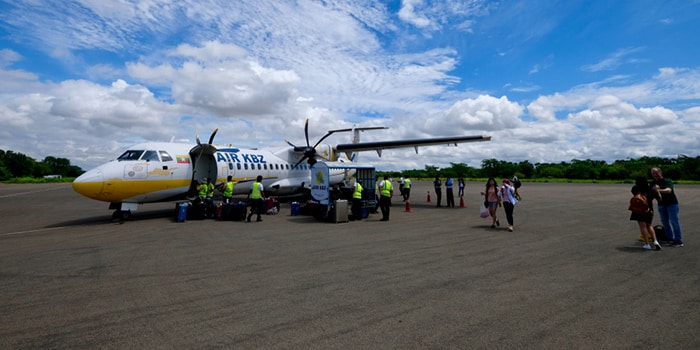 De Rangún a Bagan en avión