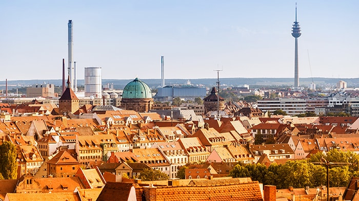 Karaktäristiska röda tak i Nuremberg