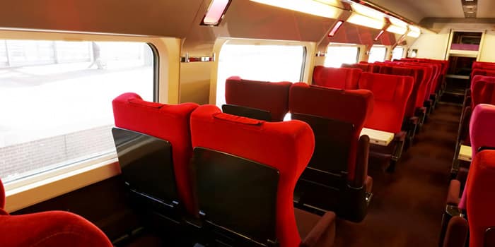 Posti a sedere all'interno di uno dei treni Thalys