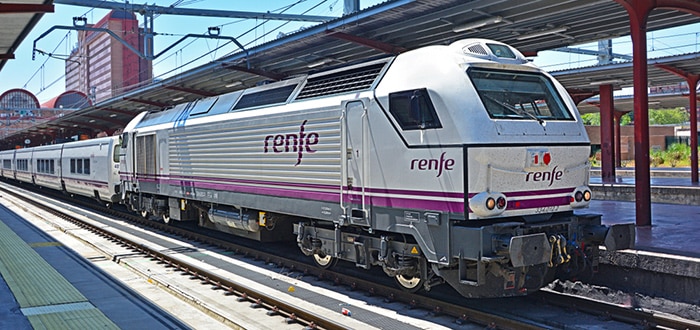 Barcelona to Valencia by train