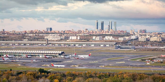 Van Madrid naar Granada per vliegtuig