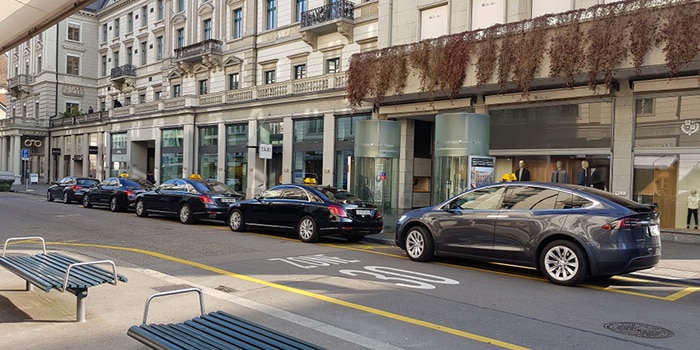 Từ Zurich đến Lucerne bằng taxi