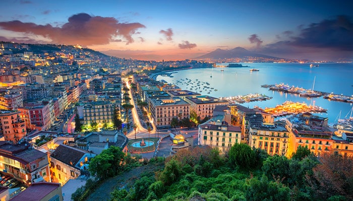 Is Airbnb legal in Naples?