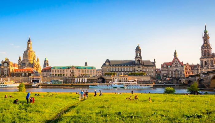 How to travel from Berlin to Dresden