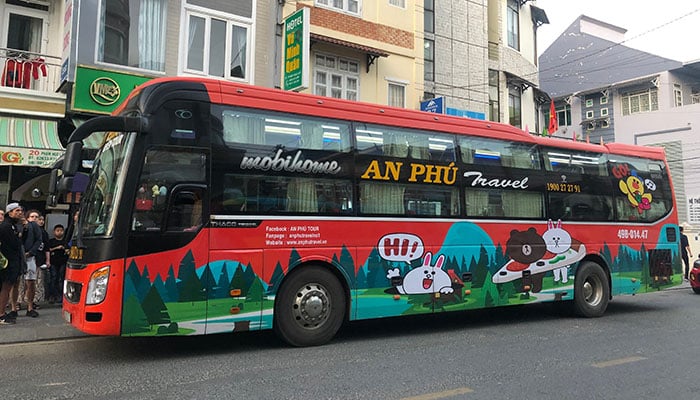 An Phu Travel bus